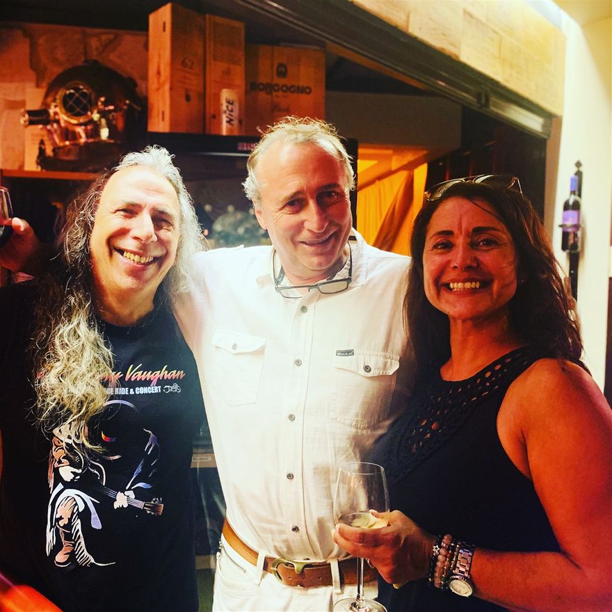 Corinne et Guy en Duo Acoustique chez Gerhard's Cave MONACO